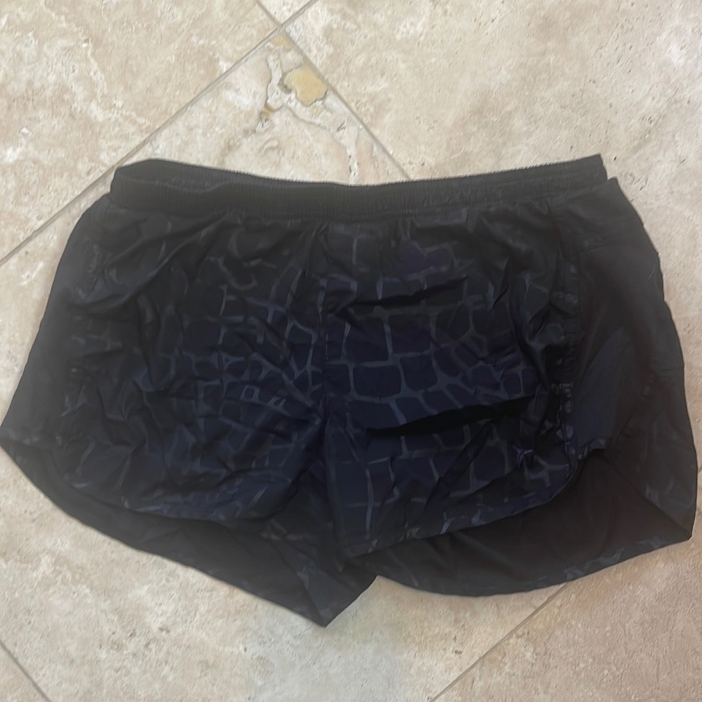 Old navy running shorts medium